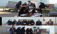 به مناسبت هفته جهانی غذا سرپرست معاونت غذا و دارو در خصوص تغذیه سالم از دبیرستان دخترانه شهید صالحی بازدید کردند.